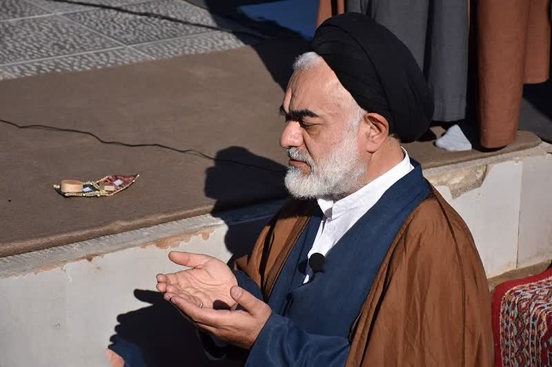 نماز باران جمعه در گلستان شهدا با امامت آیت‌الله مهدوی | دعوت ویژه از مردم اصفهان برای احیای سنت پیامبران